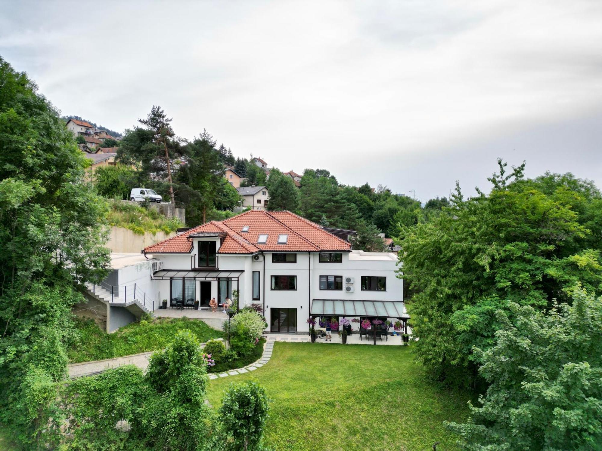 Residence 33 Sarajevo Ngoại thất bức ảnh